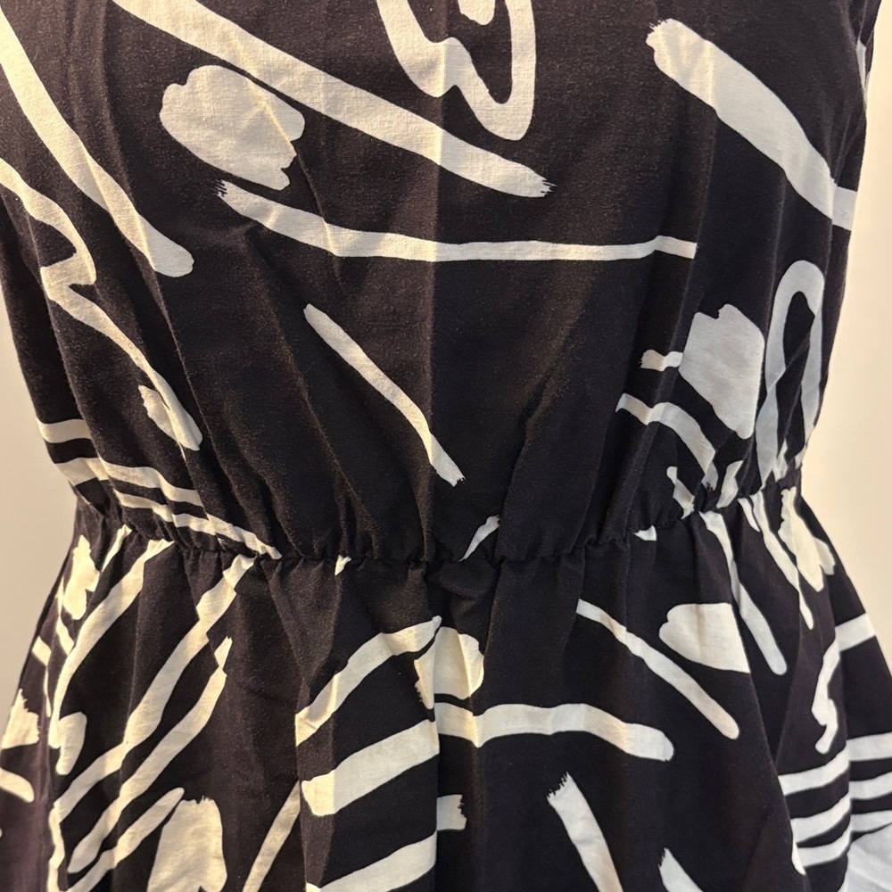 Unique Vintage Black and White Abstract Midi Dress - Picture 3 of 9